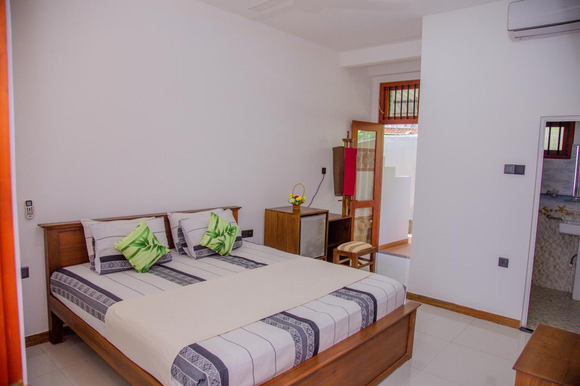 Hispaniola Inn Мириса Екстериор снимка