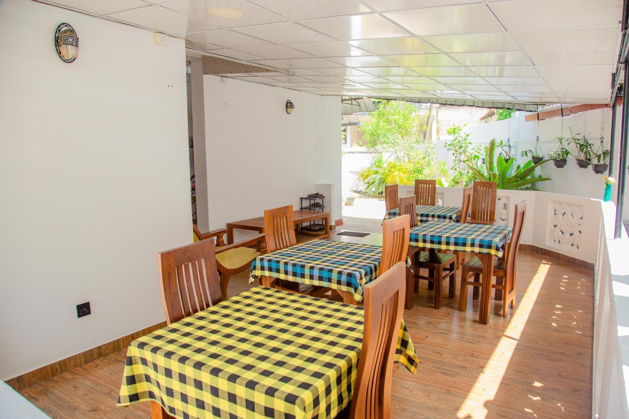 Hispaniola Inn Мириса Екстериор снимка